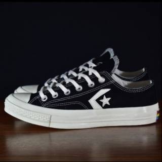 Converse 70s Low Ox Player รองเท้าผ้าใบลําลองสีดําสีขาว