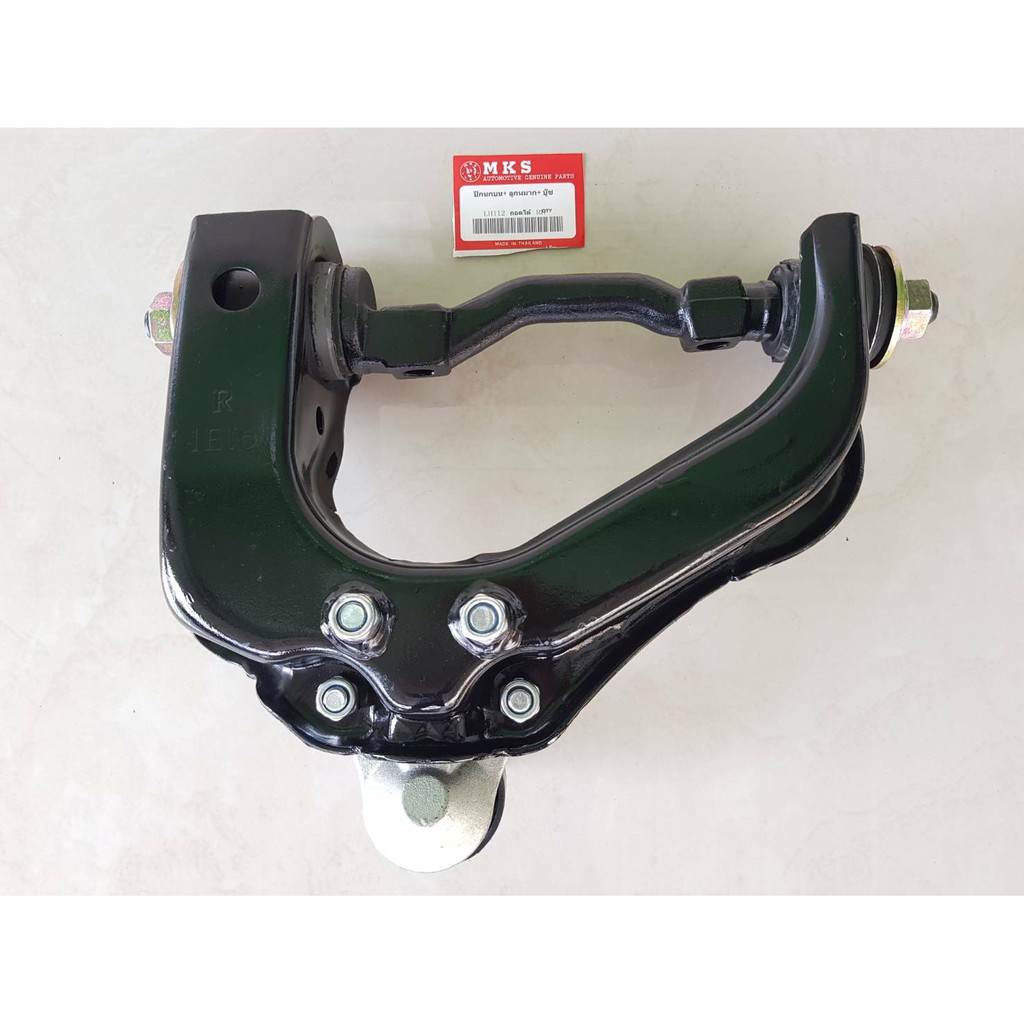 ปีกนกบน+ลูกหมาก+บู๊ช  TOYOTA  LH112-LH184 (ลูกหมากถอดได้) ข้างRH(ขวา) ไต้หวัน  อันละ1,650บาท