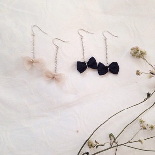 Gent-black bow earrings ต่างหูโบว์ ต่างหูน่ารักๆ โบว์