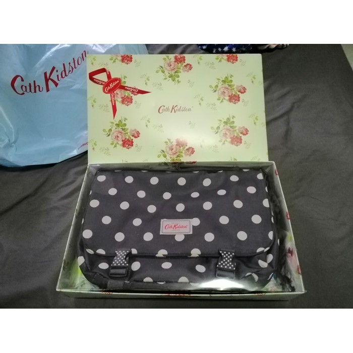 新品未使用❣️Cath Kidston キーフォブ ボタンスポット グレー キー