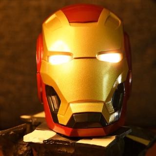 Iron Man ลําโพงบลูทูธ V 4 . 2 ไร้สายพร้อมวิทยุ Fm Tf Card