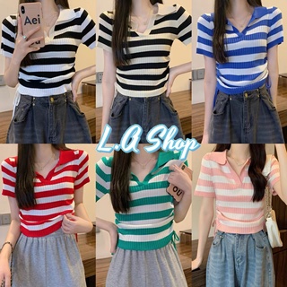 L.A Shop - พร้อมส่ง เสื้อครอปไหมพรมคอปกแขนสั้น แหวกด้่านหน้าดีเทลรูดข้าง "83125"