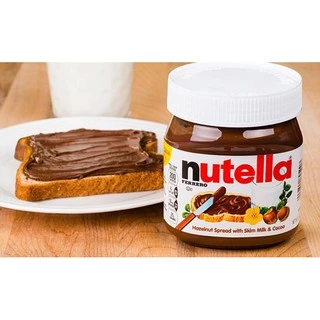 นูเทลล่า nutella (เฮเซลนัทบดผสมโกโก้)