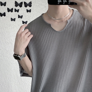 【IF】เสื้อยืดแขนสั้นคอยูแฟชั่นสําหรับผู้ชาย
