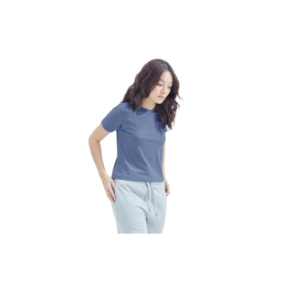 CIRCULAR เสื้อยืด ผู้หญิง แขนสั้น ผ้า Single Jersey สีฟ้าเข้ม Mission Blue ผลิตจากวัตถุดิบรีไซเคิล 100% ดีต่อสิ่งแวดล้อม