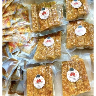 หมูกรอบ อบ ไม่มีไขมันทรานส์ เนื้อนุ่ม หนังกรอบ by หมูกรอบ SNOOK (ขนาด 200g)