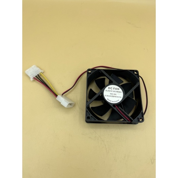 พัดลม ระบายความร้อน DC 12V มีไฟ 4 สี ขนาด 80×80×25 mm.