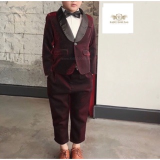 Red velvet boy suit  เซทเสื้อสูท+กางเกง สีแดง ใส่ไปวานกาล่า พรมแดง แสดงดนตรี เปียโน ประมาณ 2-11 ปี