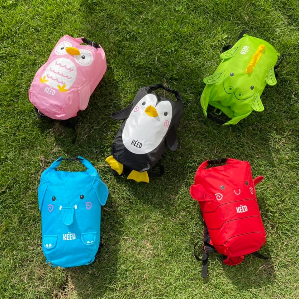KĖĖD :✨🎒 กระเป๋าใส่ผ้าเปียก🎒 มีหลากหลายให้เลือก สินค้าพร้อมส่ง