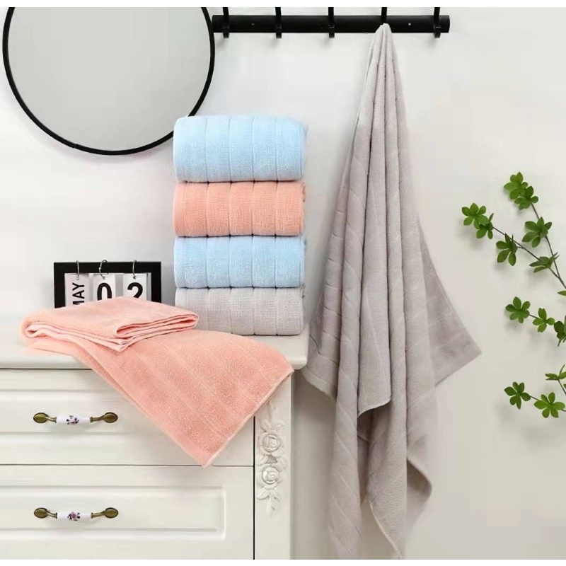 ผ้าเช็ดตัว Cotton 100% สีพื้น น่ารักๆ ผ้าหนาเนื้อนุ่ม ซับน้ำดี M00