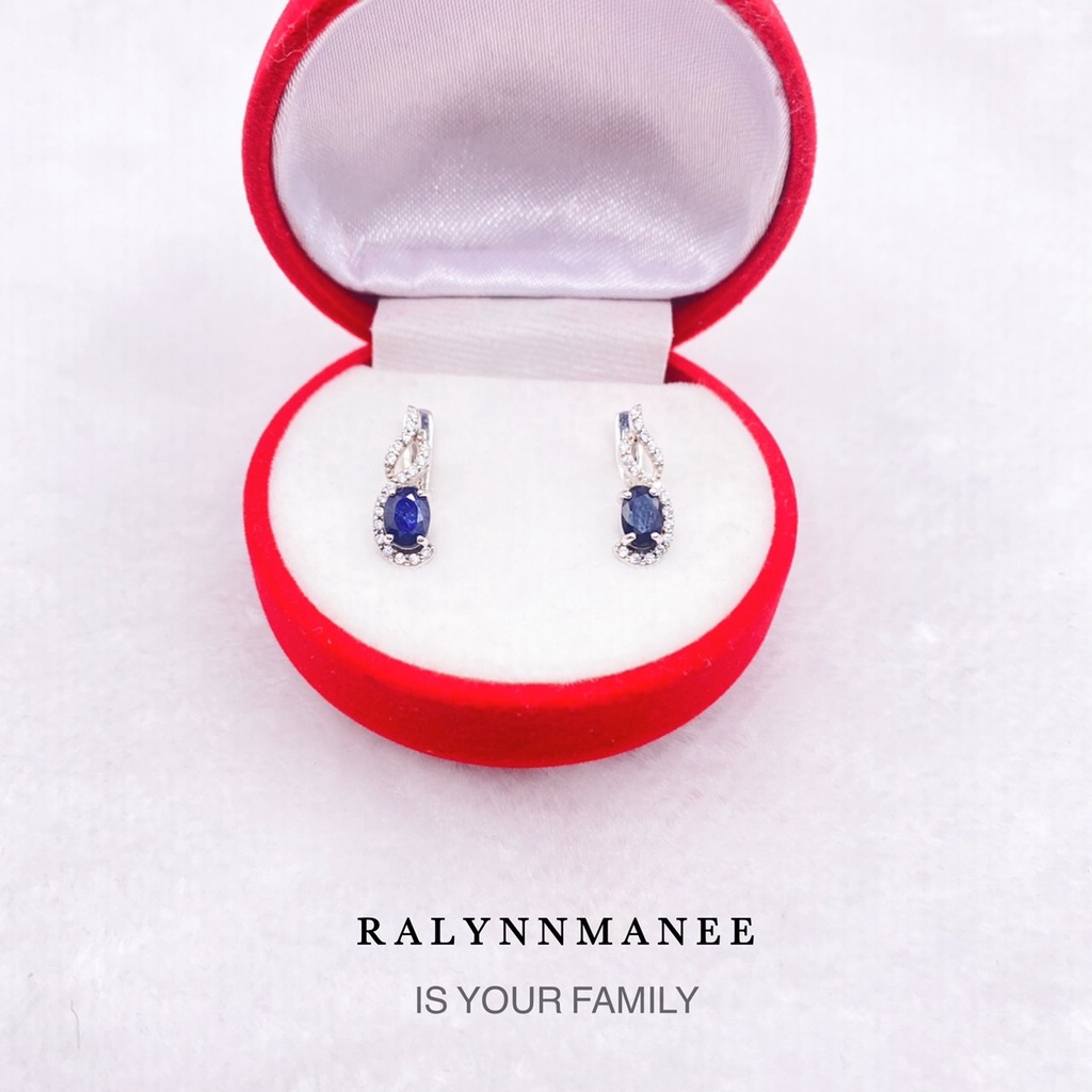 N6410 ต่างหูพลอยไพลินแท้ ( Natural Blue Sapphire ) แบบอิงลิชล็อค ตัวเรือนเงินแท้925 ชุบทองคำขาว