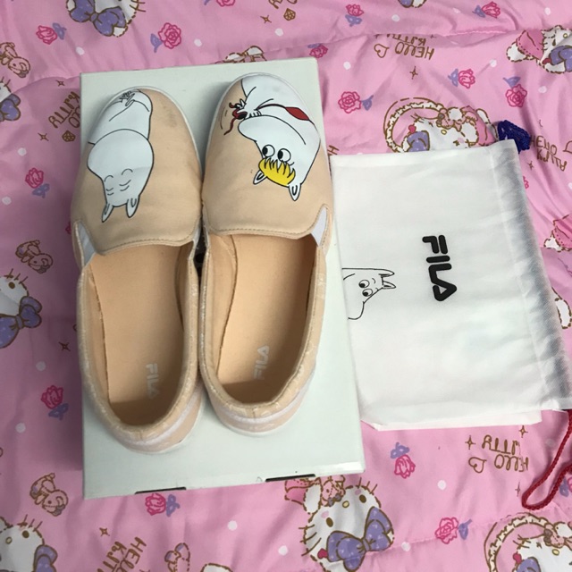 รองเท้าFilaรุ่นMoomin slip on สีpale peach size 9