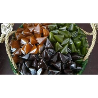 กาละแมแม่ทิม (นางลาดพัทลุง) กวนเตาถ่านโบราณ สดใหม่ อร่อย หวานมันกำลังดี (เหมาะสำหรับคนชอบหวานน้อย) (เก็บได้นาน 7 วัน)