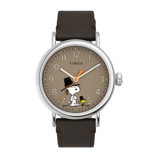 Timex TW2U86100 Standard x Peanuts Featuring Snoopy Thanksgiving นาฬิกาข้อมือผู้ชาย สีน้ำตาล หน้าปัด 40 มม.