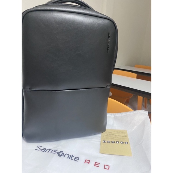 กระเป๋าเป้สไตล์ Backpack ยี่ห้อ Samsonite รุ่น Neumont 3 สภาพใหม่มาก แทบไม่ได้ใช้ ส่งต่อครับ
