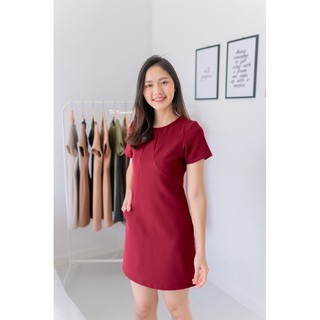 DeKamolch - Garnet dress ชุดสีแดง กระเป๋าข้าง