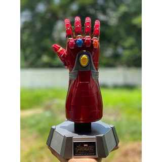 [ส่งฟรี] โมเดล Avengers ถุงมือ Iron man วัสดุ เรซิ่นคุณภาพสูง สูง 30cm