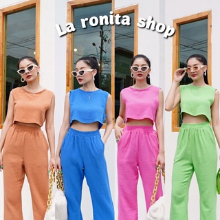 ✨✨New Arrival  ป้ายON SEASON 🌵🌵 ⛅️ห้ามพลาด เพราะมันคิ้วท์มากแม่ เสื้อกล้ามทรงครอป ผูกหลัง ใส่แมทช์ กก.ปลายบาน ผ่านิดๆ 💚💙