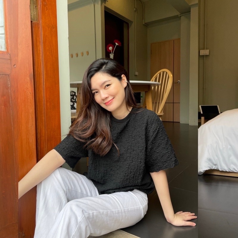 93favorsofficial Sponge b. เสื้อยืดคอกลมทรง oversized *ส่งต่อ ไม่เคยใส่*