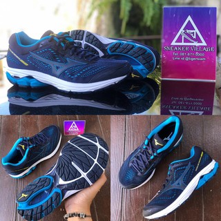 Mizuno Wave Rider 22 SW Color: Navy/Blue/Yellow Wide4ESportstyle Running J1GC183270