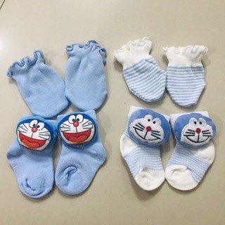 ถุงเท้าสุดคิ้ว 2 คู่ + ถุงมือ 2 คู่ (โดเรมอน) Baby doraemon