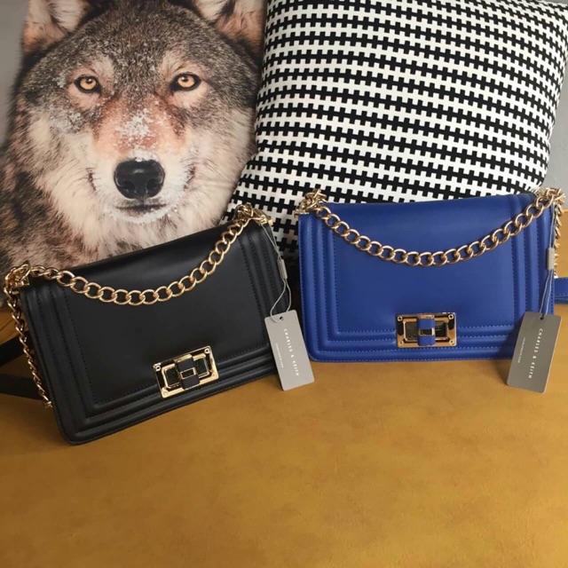CHARLES&KEITH
