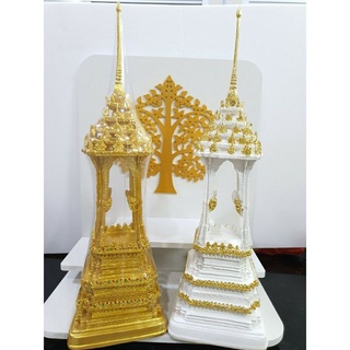 บุษบกบัลลังก์ทวยเทพสถิต งานเรซิ่นปิดทองมี 2 สี