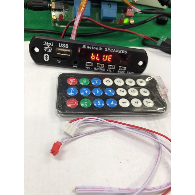 เครื่องเล่นเอ็มบีสามบลูทูธ12Vเวอร์ชั่น 5.0 AUX ยูเอสบีเอสดีการ์ด