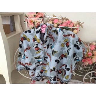 Cardigain fleece disney size m Lเสื้อคลุมผ้าฟรีสใส่คลุมกันหนาวอุ่นสบายสภาพดี