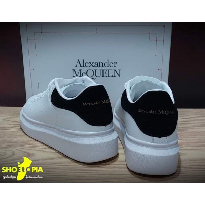 Alexander McQueen White Black Sneaker Shoes for Men and Women