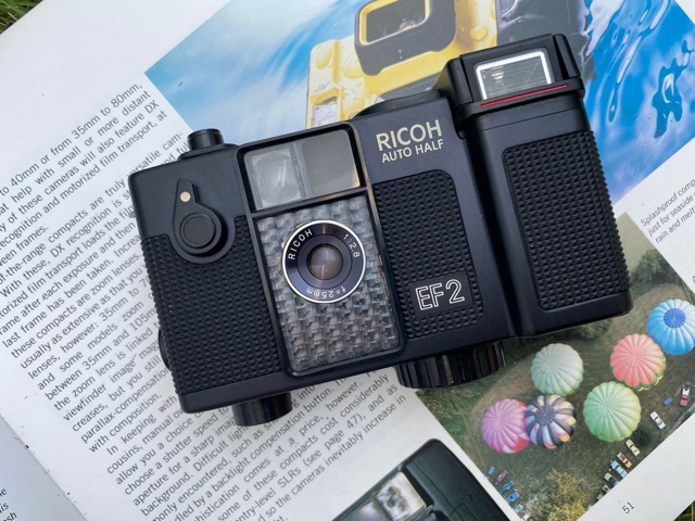 กล้องฟิล์ม RICOH AUTO HALF