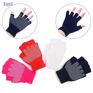 Fw +++ ถุงมือผ้าฝ้าย กันลื่น ระบายอากาศ สําหรับเล่นโยคะ 1 คู่