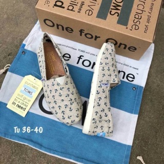 รองเท้าแฟชั่น Toms