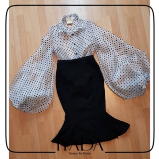 เซตเสื้อกับกระโปรง