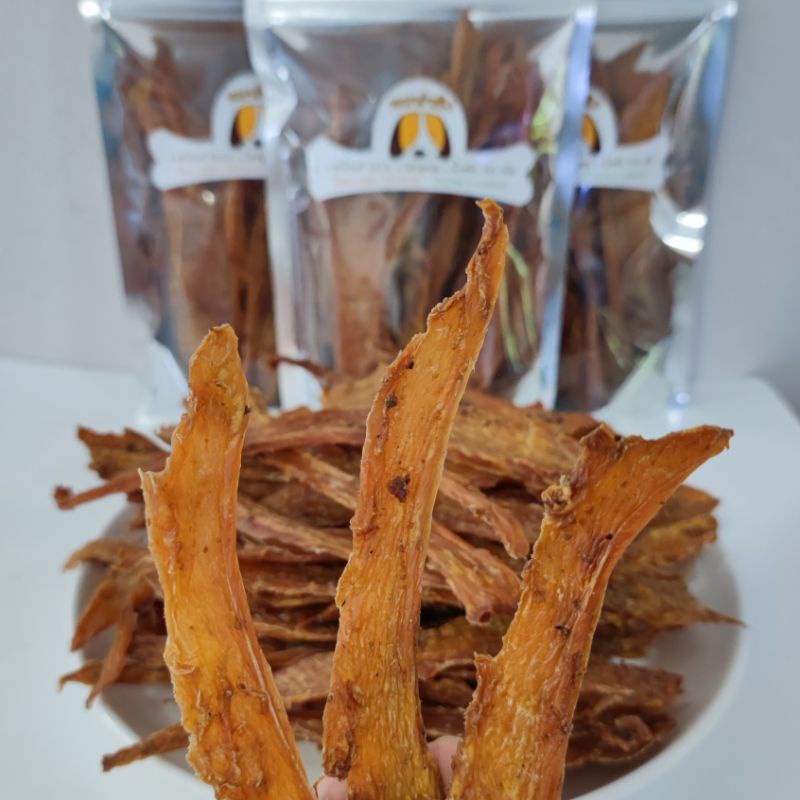 ไก่อบแห้งรสตับ(หมาร่าเริง)100 กรัม90บาททำจากตับแท้ๆ