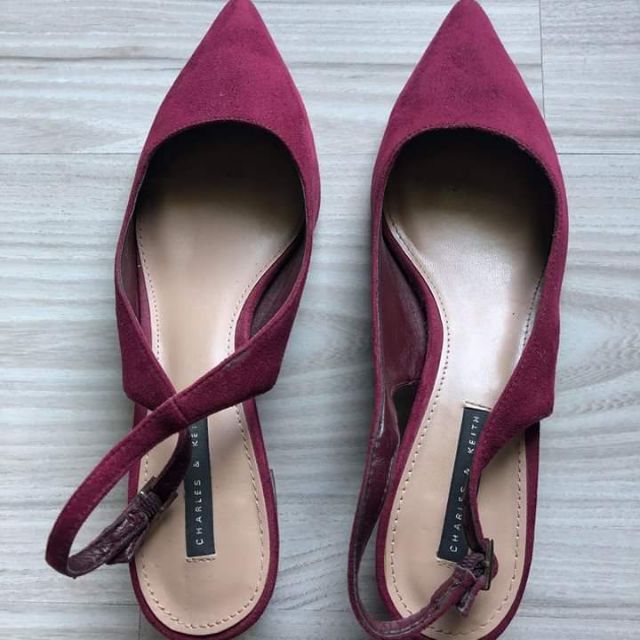 รองเท้าส้นสูง charles & Keith