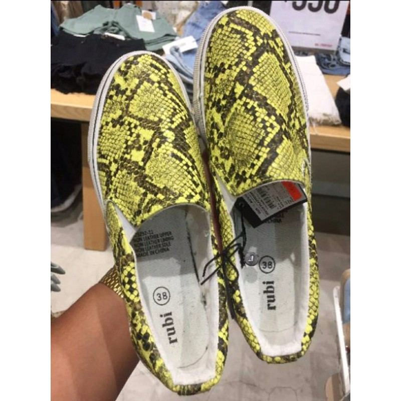 รองเท้าคอตตอน ออน Cotton on rubishoesแท้💯%จากshopมือหนึ่งไม่เคยใช้งาน
