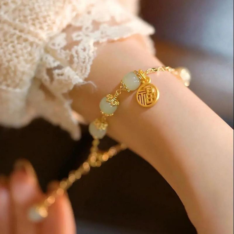 สร้อยข้อมือ จี้หยกนําโชค เข้ากับทุกการแต่งกาย สไตล์โบราณ แฟชั่นสร้างสรรค์ สําหรับผู้หญิง 800