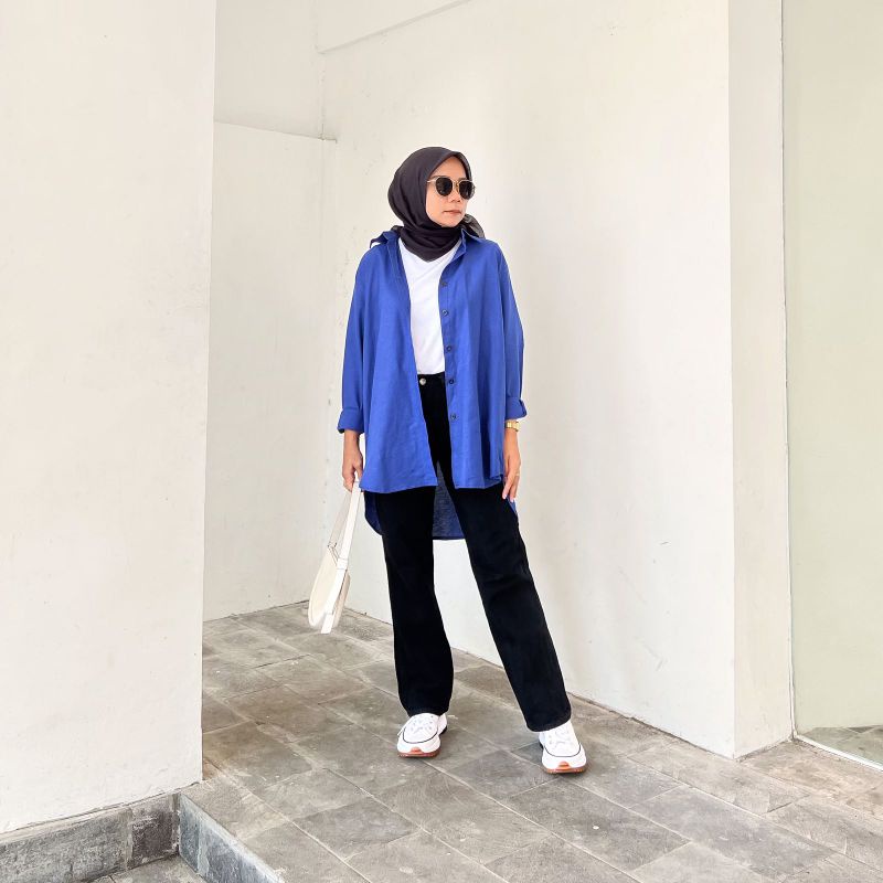 Ra Jisoo เสื้อเชิ้ตโอเวอร์ไซส์