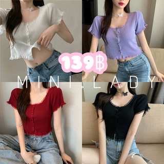 Mini.Lagy❤️❤️❤️2020สินค้าพร้อมส่ง!เสื้อครอปคอเว้าแขนสั้นขอบลายลูกไม้ทรงสวยเนื้อผ้าดีตรงปกใส่แล้วมีเสน่ห์(3782)