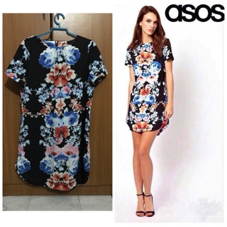 ASOS เดรสผ้าเนื้อโพลีเอสเตอร์เนื้อลื่นใส่สบาย ลายสวยมากค่ะ ใส่ 2-3 ครั้ง สภาพดีมาก