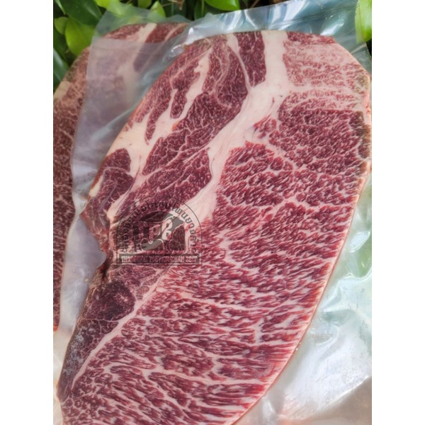 Chuck steak สันคอสเต๊ก โคขุนโพนยางคำ100%