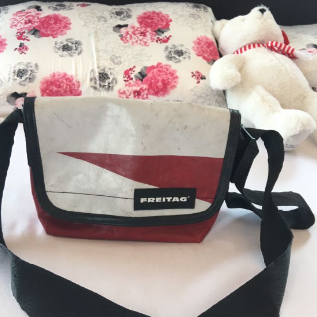 Freitag Hawaii FiveO