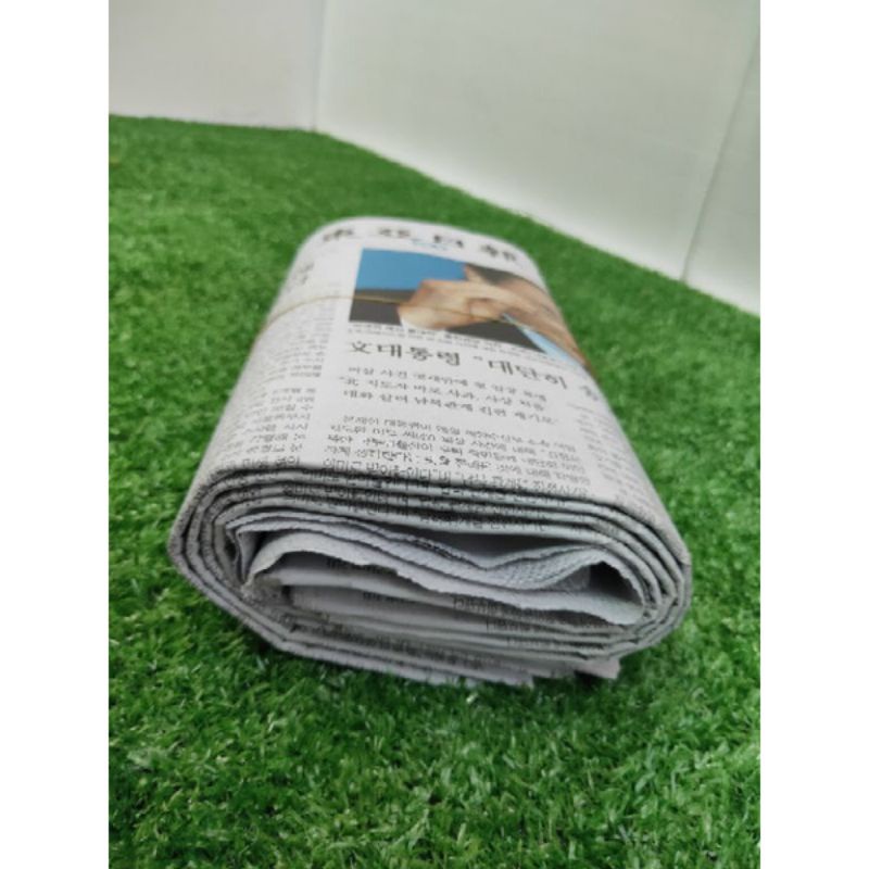 กระดาษหนังสือพิมพ์เก่า แบ่งขาย 1กก. หนังสือพิมพ์เกาหลี คละแบบ สอบถามก่อนสั่งซื้อ หนังสือพิมพ์ห่อผลไม้