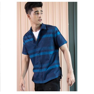 เสื้อเชิ้ตผ้าพิมพ์ลาย // STRIPED BLUE SHIRT