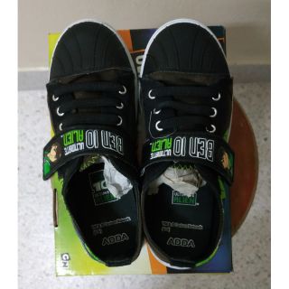 Sales!! 140.-รวมส่ง รองเท้าเด็ก Ben10 ADDA มือสอง size 35