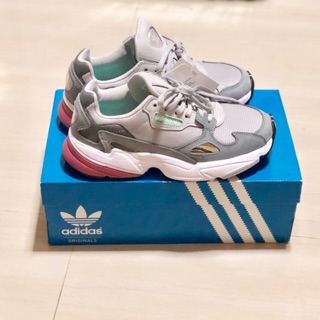 รองเท้าผ้าใบ Adidas Falcon W - gretwo/gretwo/tramar ของแท้ 💯% ใหม่ป้ายห้อย ซื้อจากชอปฮ่องกง