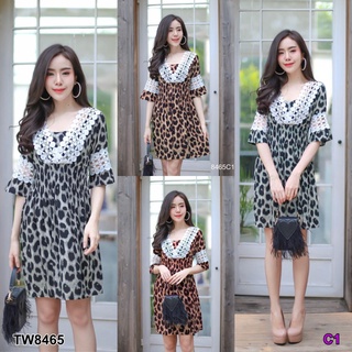 👗Pfashion [ส่งไว!!🚛] P8465 เดรสแขนกระดิ่ง แต่งลูกไม้ฉลุ ลายเสือ  bell sleeve dress Lace openwork, tiger patter