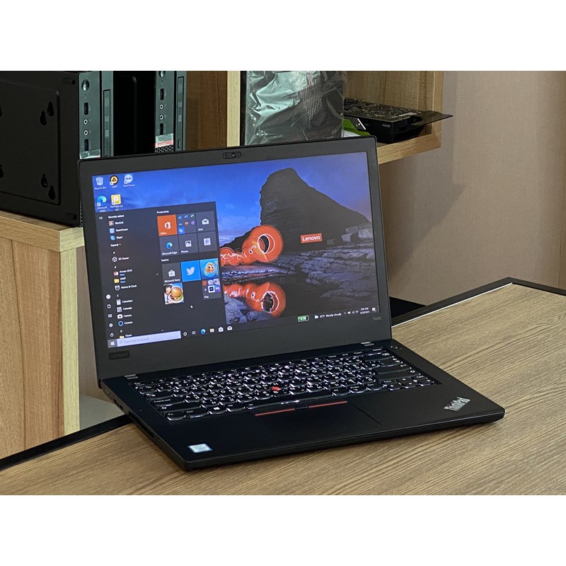 Lenovo Thinkpad T480 i5-8350u SSD256GB RAM16GB FHD IPS Windows 10 Pro คีย์ไฟ มือสอง