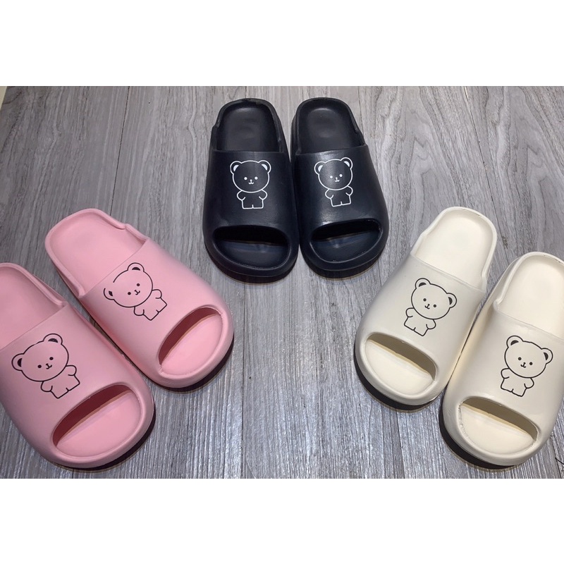 รองเท้าแตะ Gummy Bear 3 สี